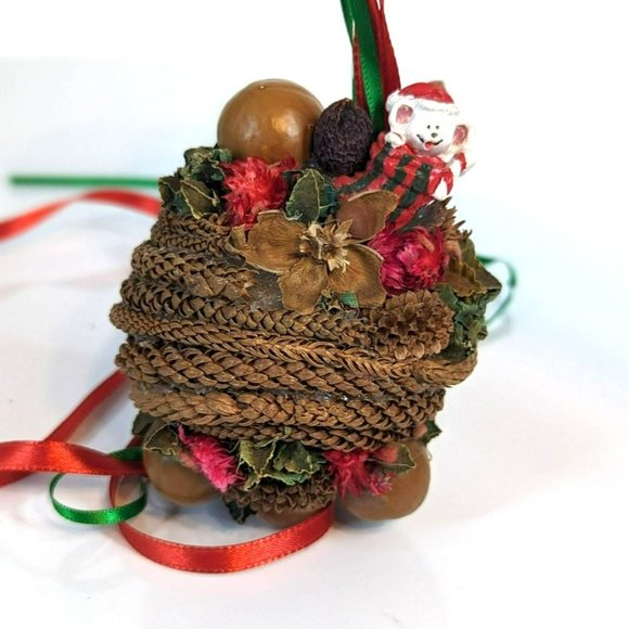 Vintage Handmade Mouse Pinecone Nuts Pomander Ball Christmas Hanging Decor - Picture 6 of 7